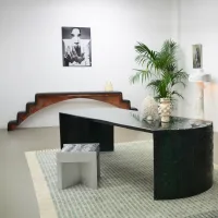 <a href="https://www.galeriegosserez.com/artistes/loellmann-valentin.html">Valentin Loellmann </a> - Steps - Console